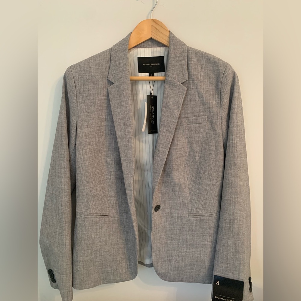 NWT Women’s Blazer size 8 Banana Republic